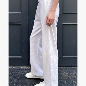 Brandy Melville - John Galt straight leg sweatpants